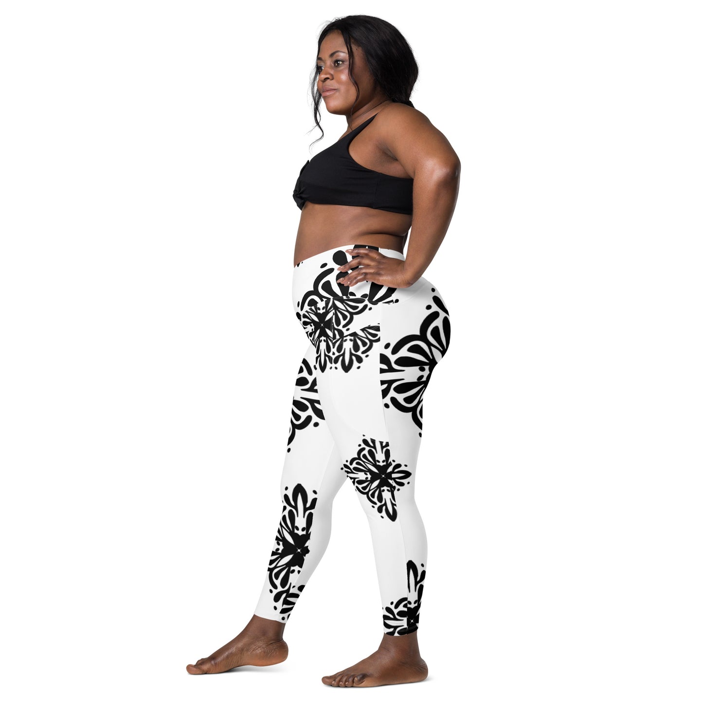 Cute black and white Crossover leggings with pockets