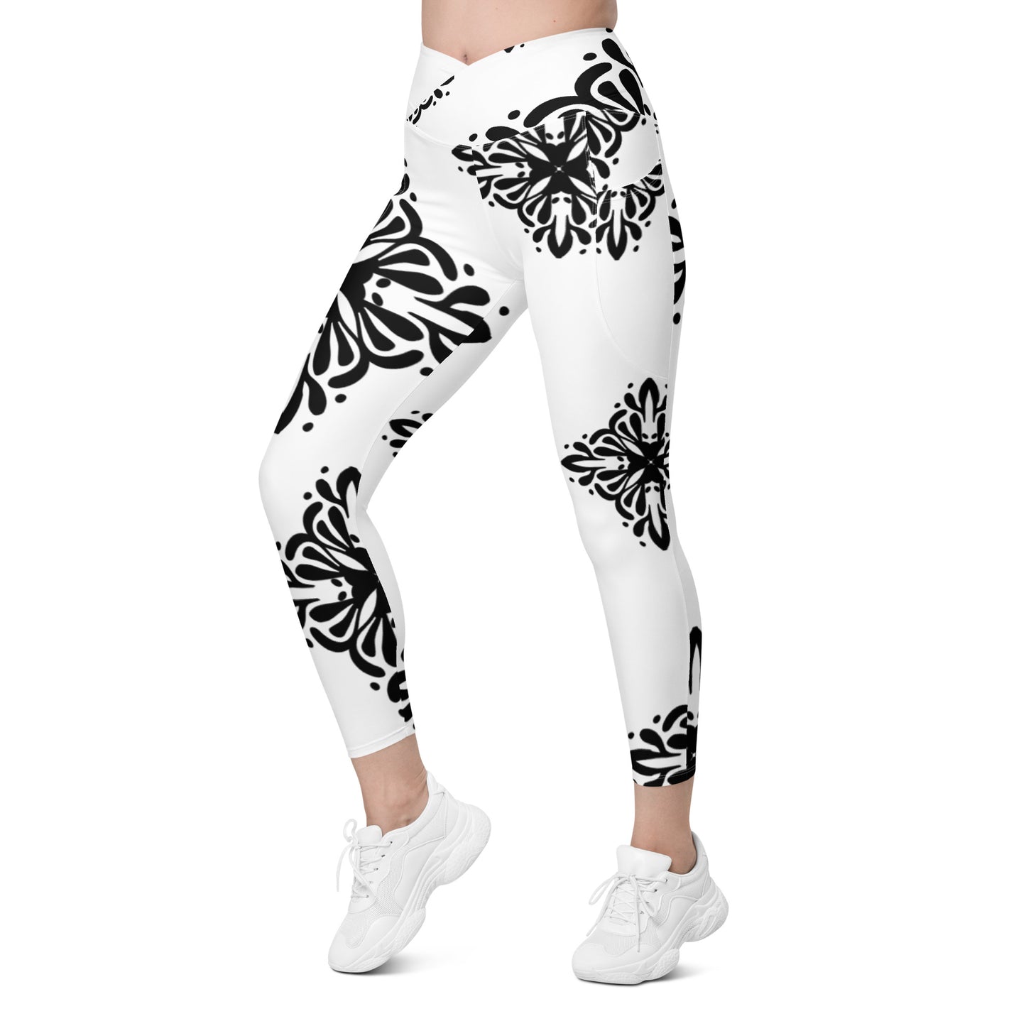 Cute black and white Crossover leggings with pockets