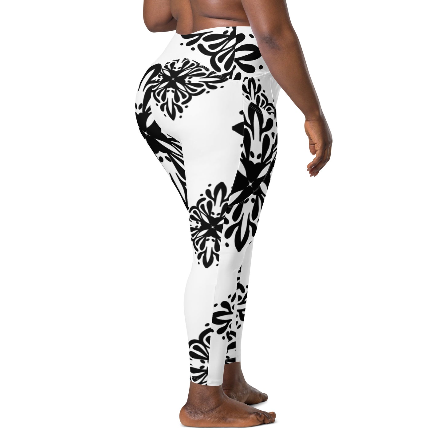 Cute black and white Crossover leggings with pockets